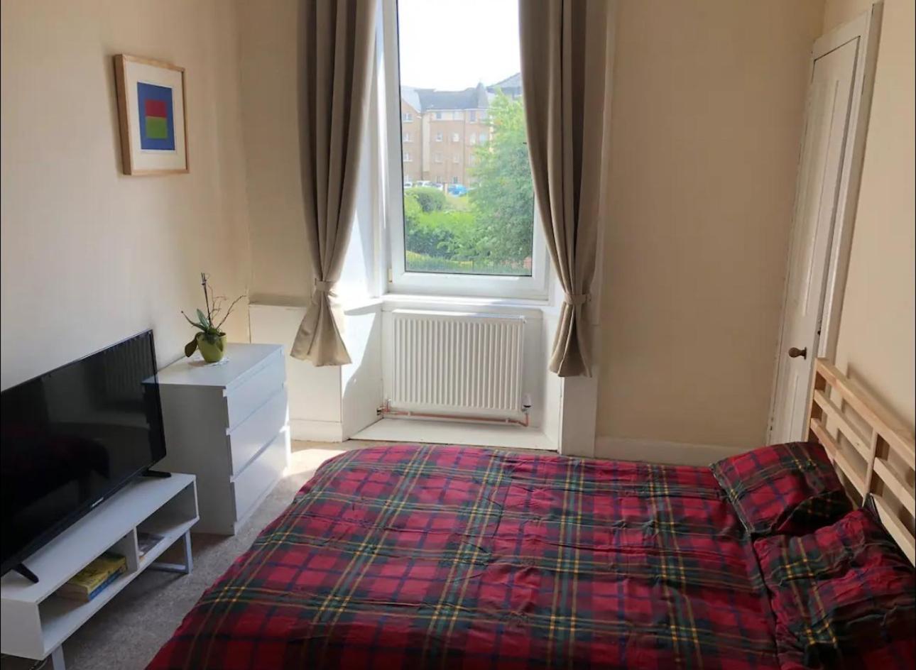 Cosy, Large Double In A Shared Flat Gasthof Edinburgh